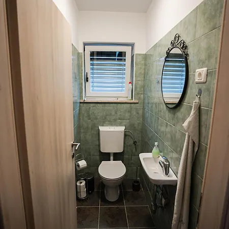 Olive Garden Apartment *